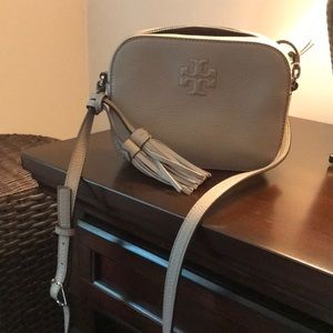 Tory Burch Thea camera bag